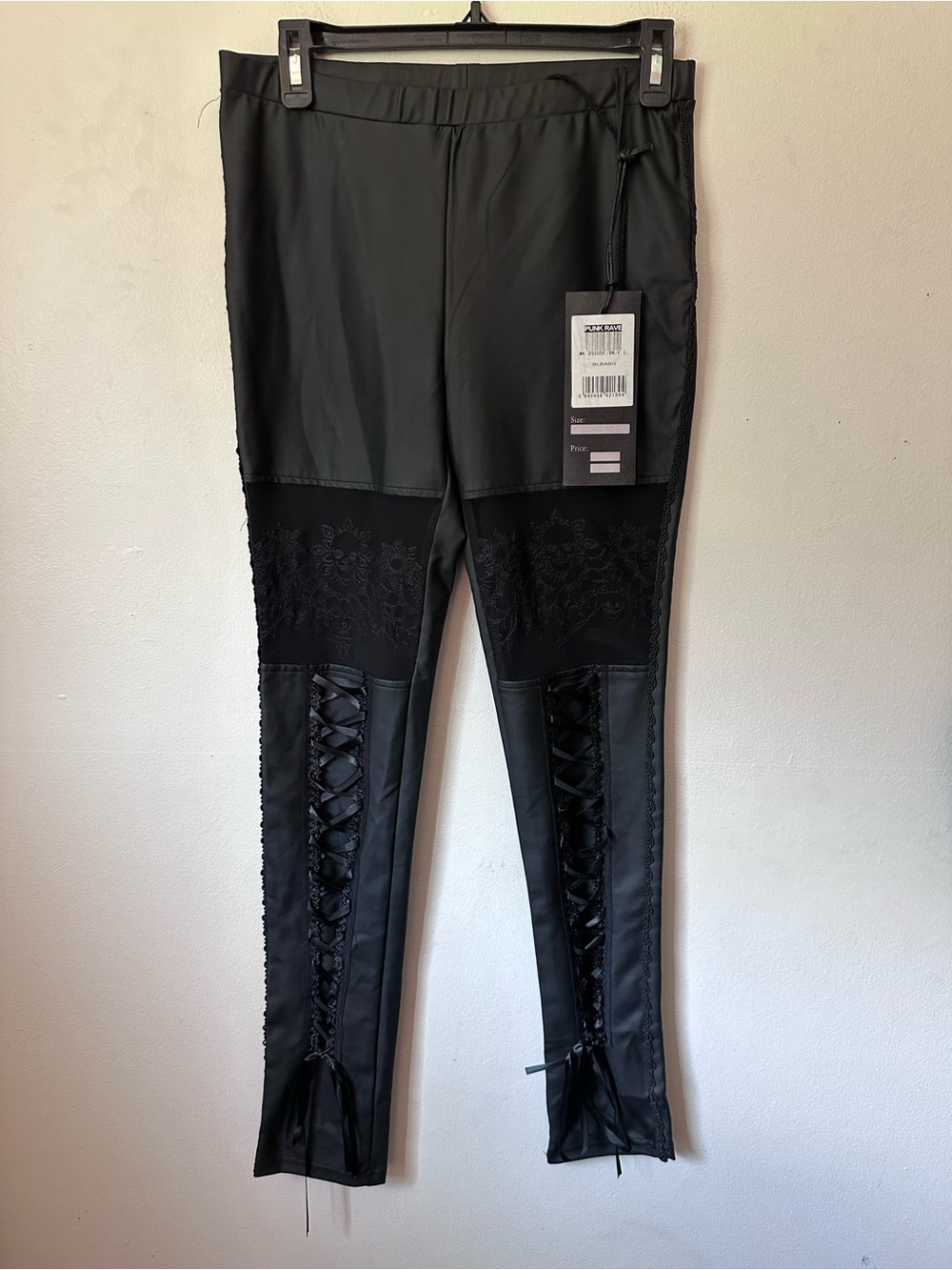 Faux Leather Lace-Up Thigh High Leggings - Black - Picture 12 of 16